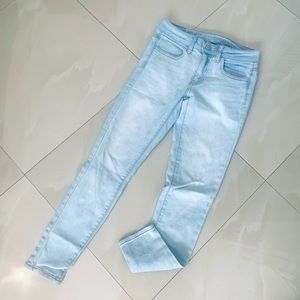 American Eagle light wash super stretch size 2 short leggings